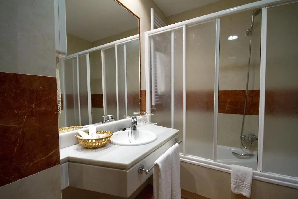 Hotel Los 5 Pinos Madrid
